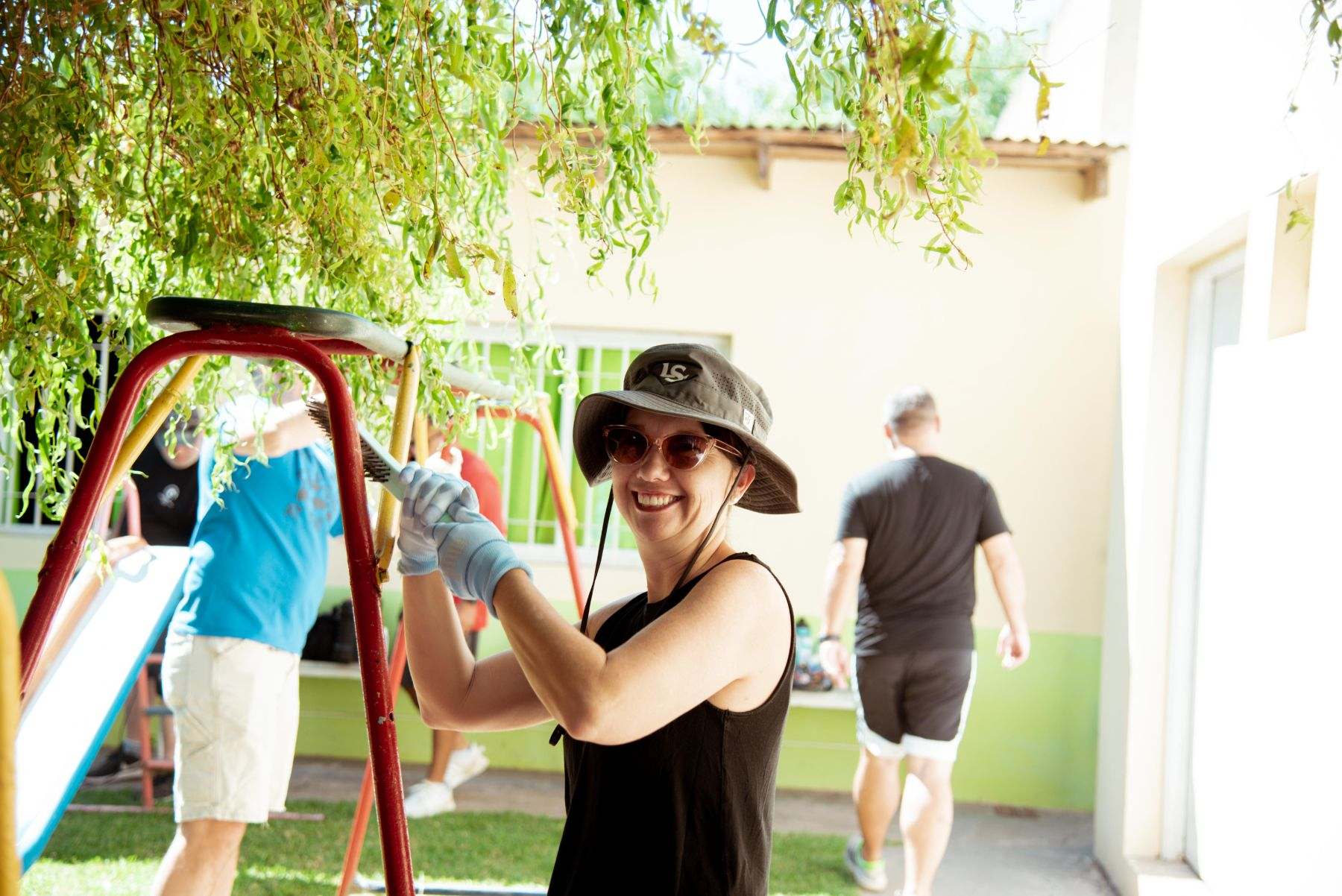 Actividad de pintura con chicos